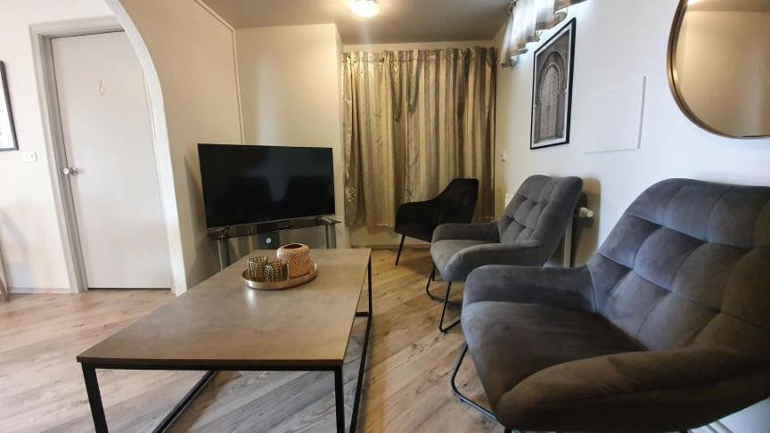 North Inn - Guesthouse And Cabin آكيورِيْري المظهر الخارجي الصورة